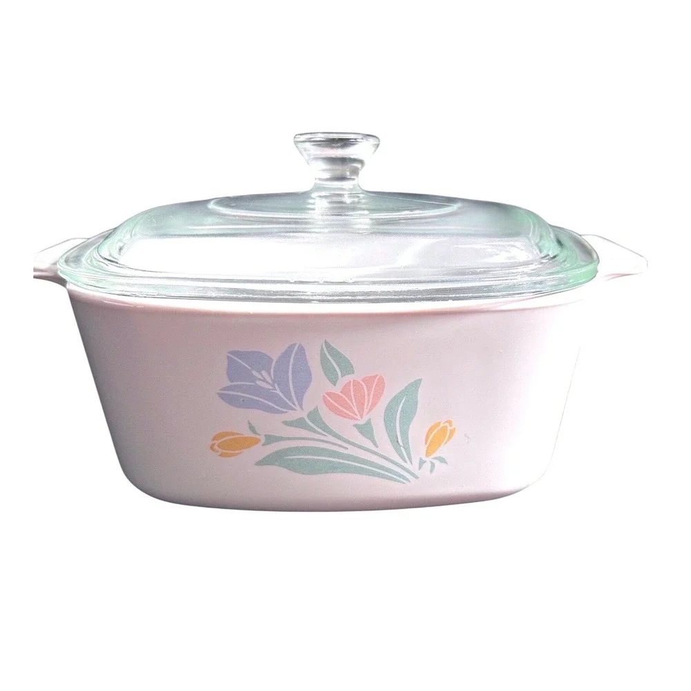 Corning Ware‎ Pastel Iris Casserole Dish with Glass Lid White 1.5 qtA-1 1/2-B